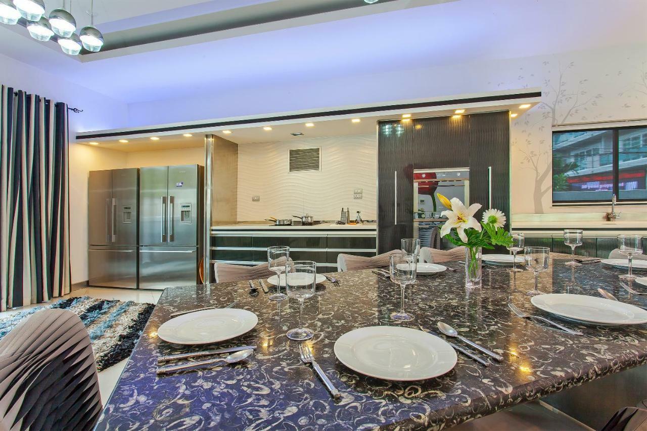 Royale Grand Villa Pattaya Bagian luar foto