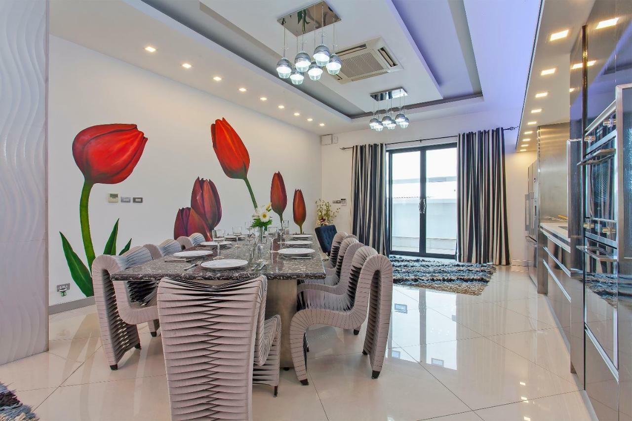 Royale Grand Villa Pattaya Bagian luar foto
