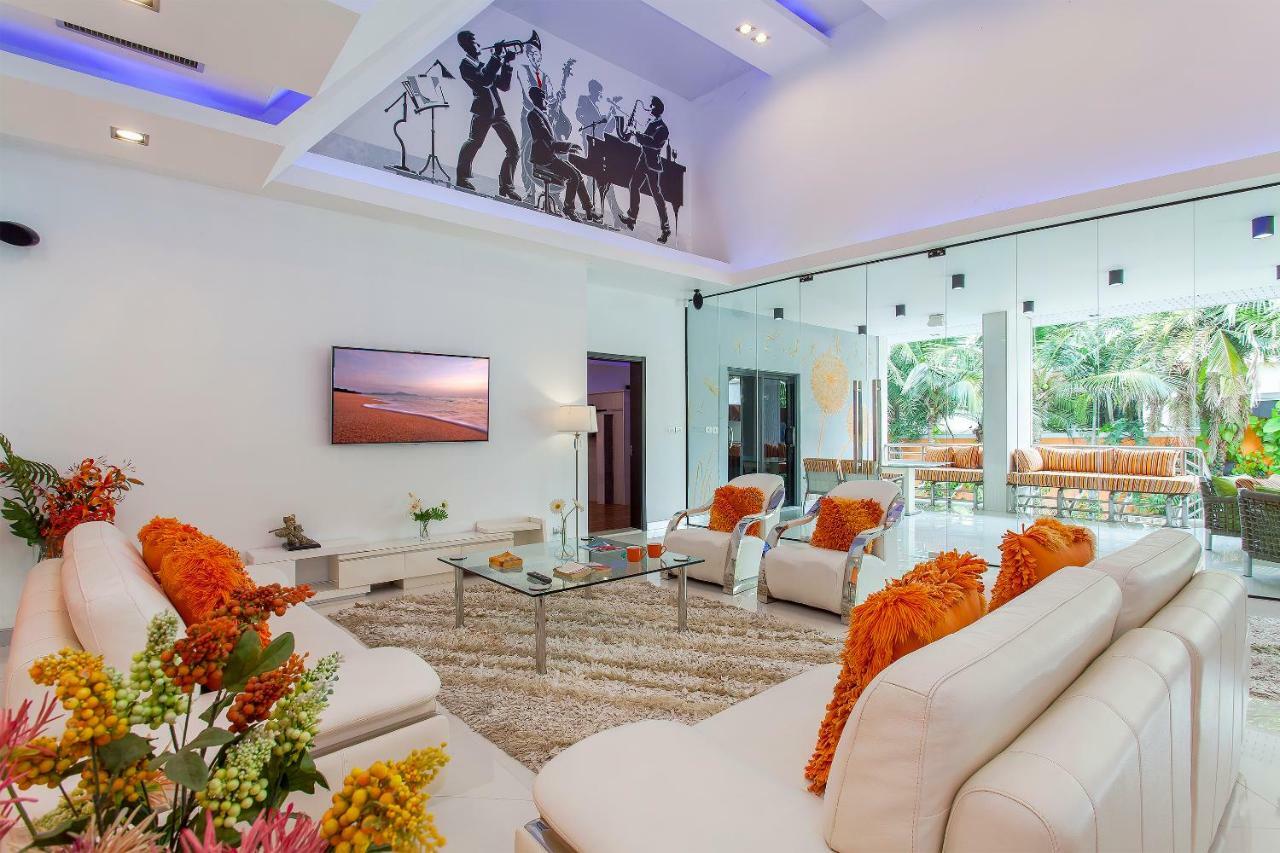 Royale Grand Villa Pattaya Bagian luar foto